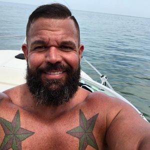 Meet your Posher, Bobby